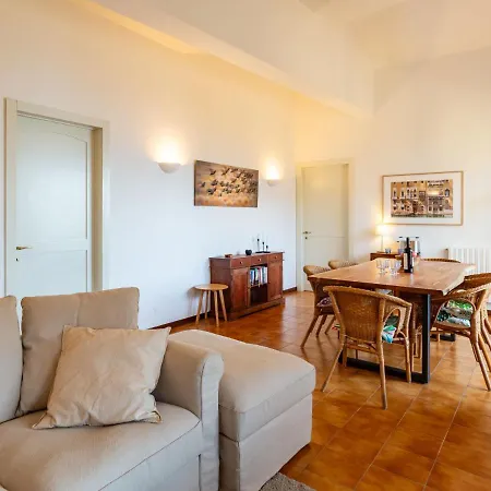 Punta Grumo 2 By Interhome شقة ليرنا